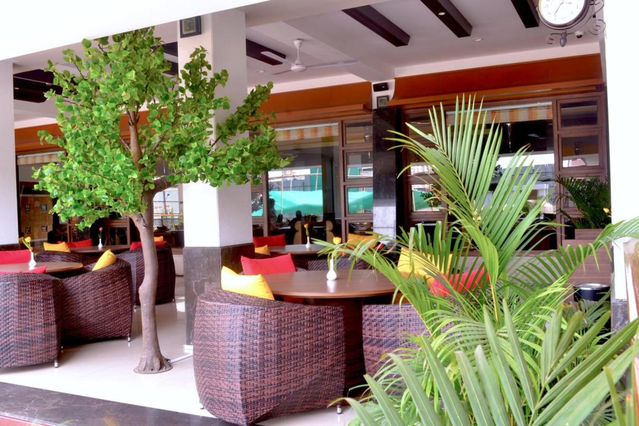 Club Emerald Мумбаї Екстер'єр фото